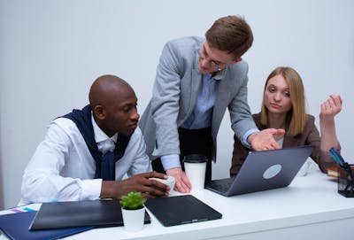 10 compétences essentielles d'un chef de projet marketing digital